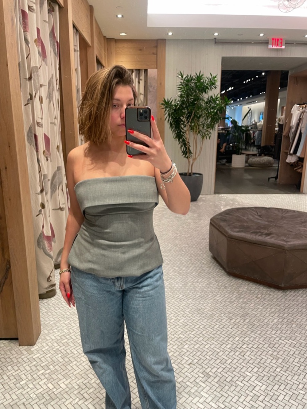 ARITZIA Babaton Grey Strapless Top